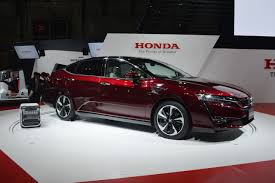 Auto Show de Tokio 2015: Honda Clarity Fuel Cell, ahora con más poder y más autonomía.