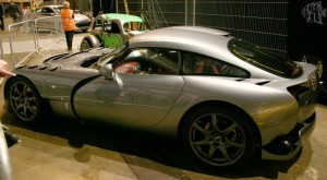 Imágenes de carros modernos (6).