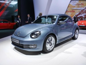 Auto Show de Los Ángeles 2015: Volkswagen Beetle Denim 2016, solo 2000 unidades para recordar.