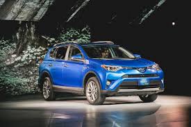 Toyota RAV4 2016: para este año llegará una mecánica híbrida.