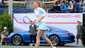 Porsche suspende patrocinio a Maria Sharapova