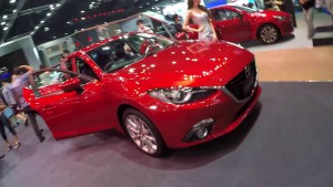Mazda3 Sedán 2017: con mejoras para seguir su exitoso camino.