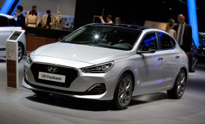 Salón de Frankfurt 2017: Hyundai i30 Fastback 2018, una nueva carrocería