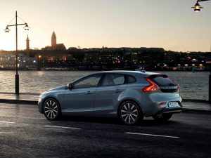 Volvo V40 2018: lujo, confort, seguridad y deportividad.