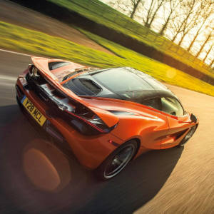 Imágenes de autos veloces (19)