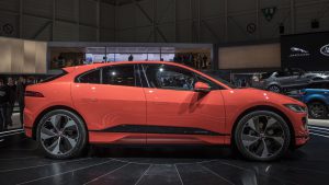 Salón de Ginebra 2018: Jaguar I-PACE 2019, la primera SUV 100% eléctrica inglesa