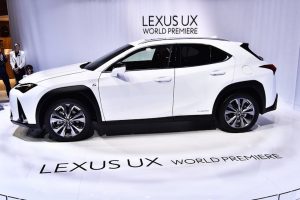 Auto Show de Ginebra 2018: Lexus UX 2019, el hermano menor del NX.