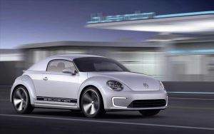 Se rumora que el Volkswagen Beetle volviera eléctrico y con cuatro puertas.