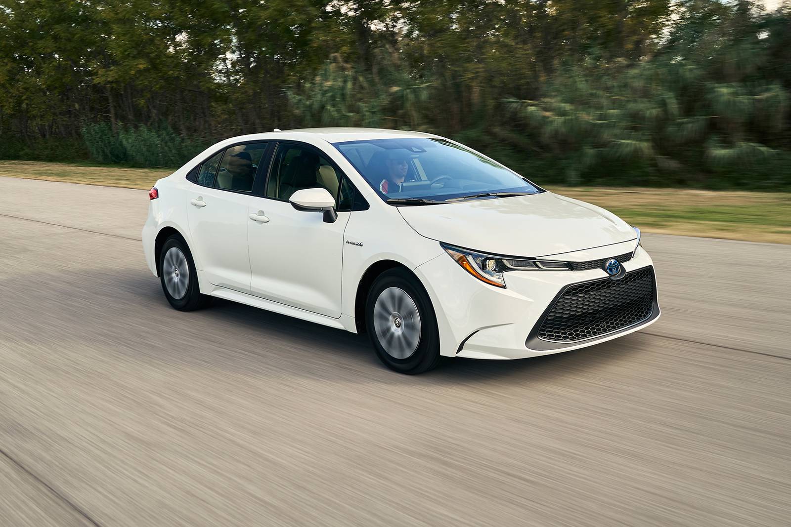 Toyota Corolla Hybrid 2021 Belleza y eficiencia Lista de Carros