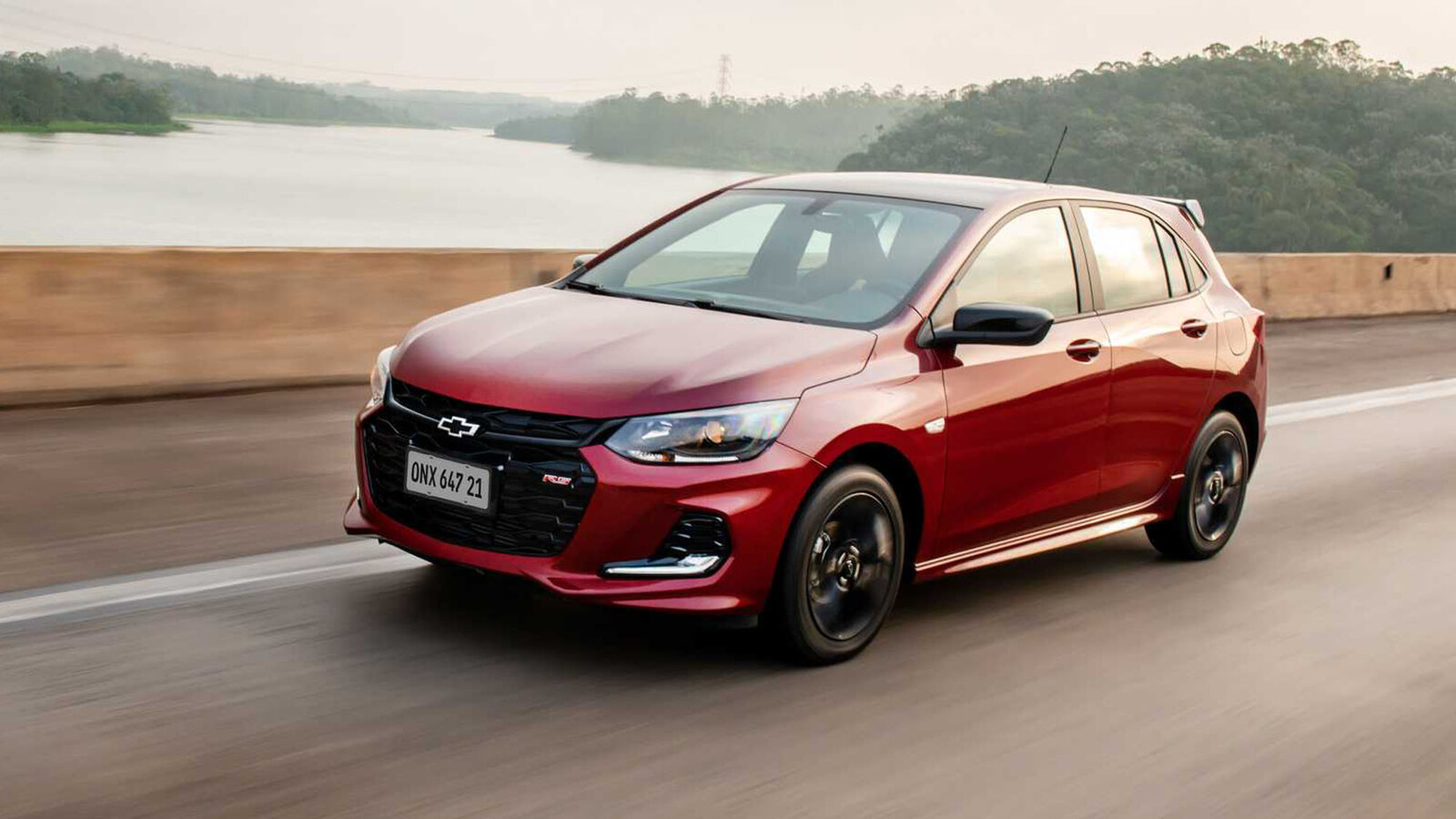 Chevrolet Onix RS 2021 Deportivo y divertido Lista de Carros