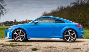 Audi TTS Coupé 2021: Atractivo y agresivo