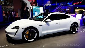 Porsche Taycan 2021: Más tecnología y ajustes en diseño