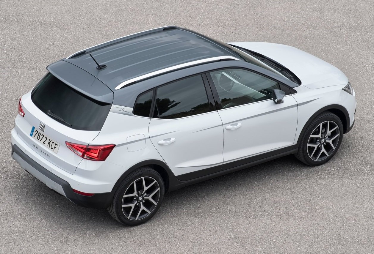 SEAT Arona 2022 Más atractiva, cómoda y segura Lista de Carros