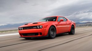 Dodge Challenger SRT Super Stock 2022: El muscle car más rápido y poderoso del mundo.